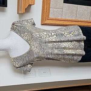 White House Black Market Tee